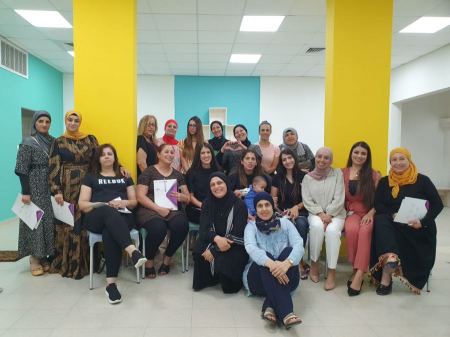 انطلاق منتدى نساء مبادرات في الجماهيري الطيرة 